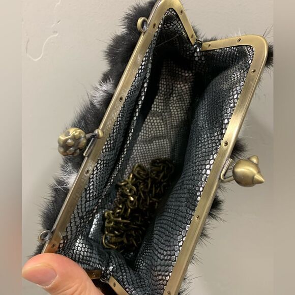 Handmade Real Mink Fur Cute "Cat Paw" Kisslock Wristlet/Shoulder Bag/Crossbody - Picture 15 of 15
